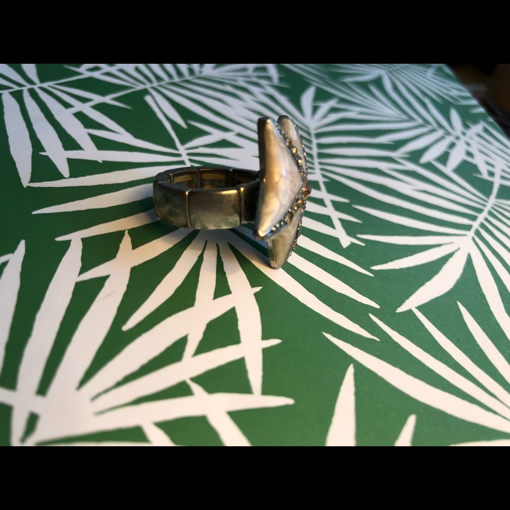 Adjustable Starfish Ring - image 3